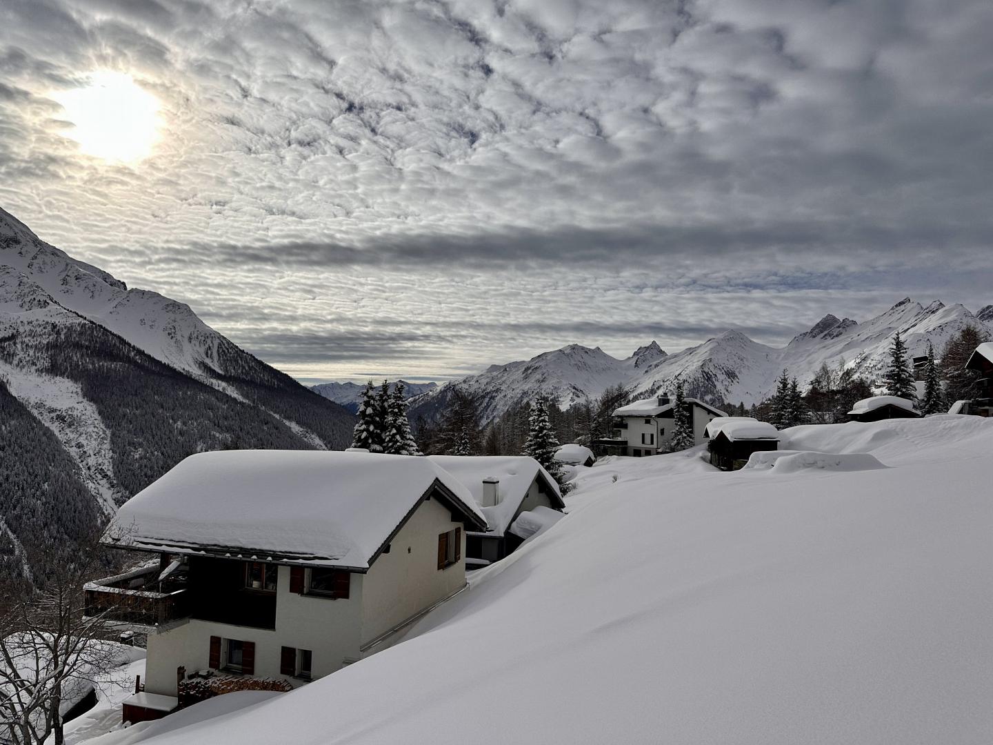 Einfache Gesellschaft Chalet Knylag - Header 2